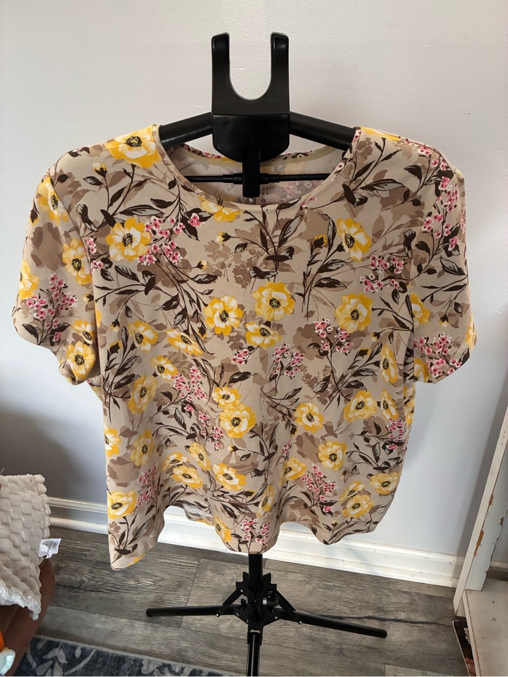 croft & barrow Beige Tee with Yellow and Pink Floral Print